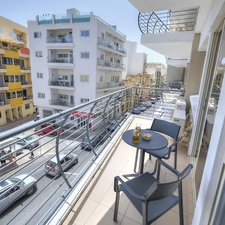 Centrally Located And Tastefully Furnished One Bedroom Apartment Ckni1-1 Gzira المظهر الخارجي الصورة