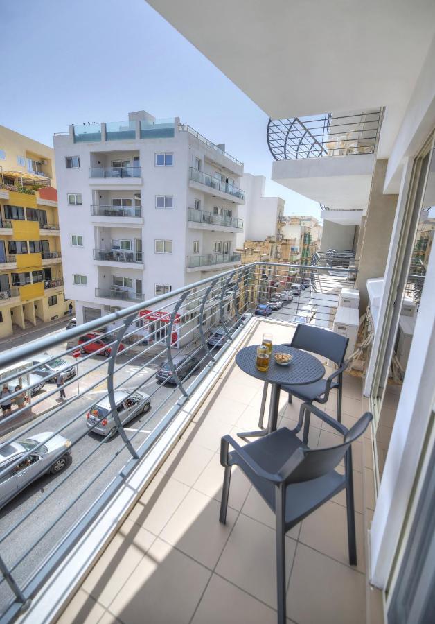 Centrally Located And Tastefully Furnished One Bedroom Ckni1-1 * Gzira